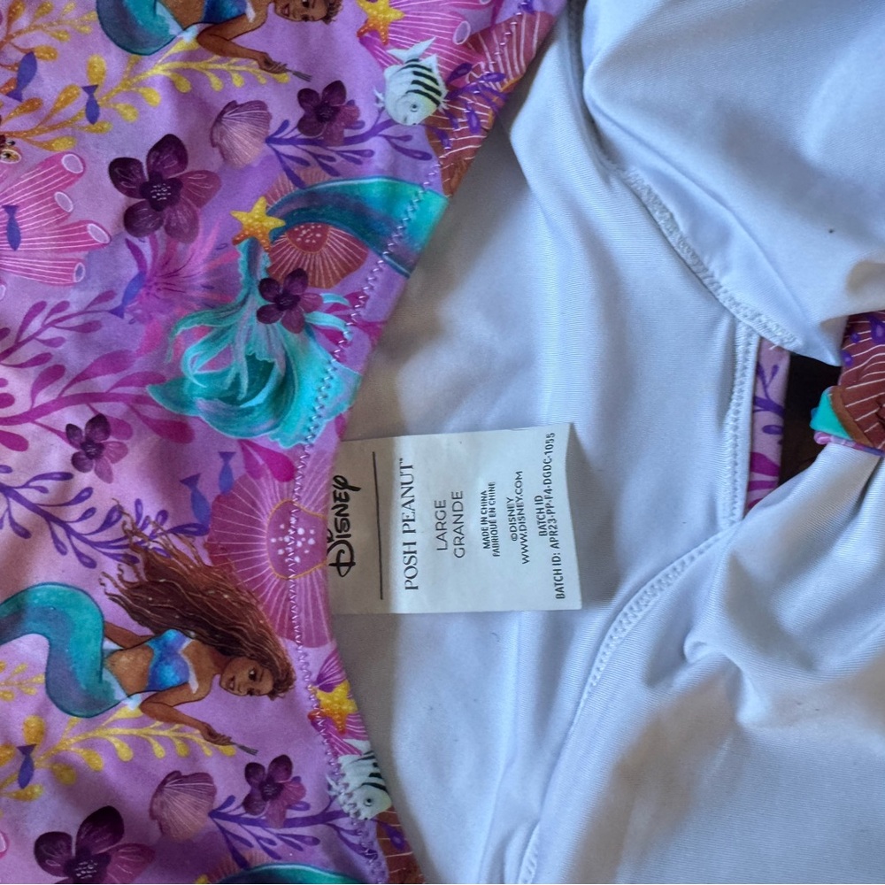 Posh Peanut x Little Mermaid Collab - Picture 4 of 4